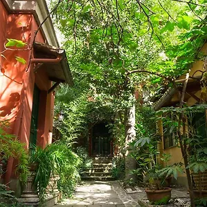 Margutta's Garden Couette-café Rome